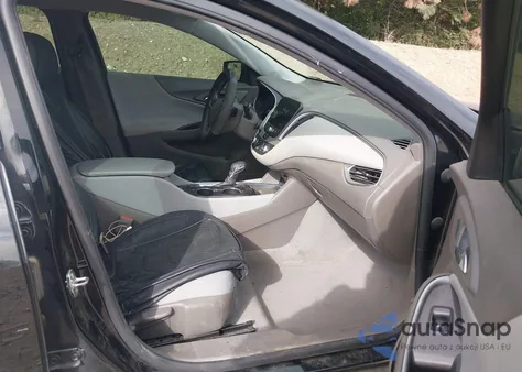 2021 Chevrolet Malibu Fwd Ls z USA, uszkodzony, nr VIN 1G1ZB5ST5MF041936